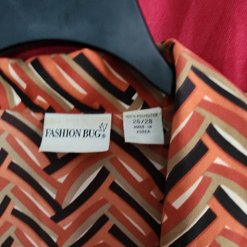 Plus Size Top - Picture 2 of 2